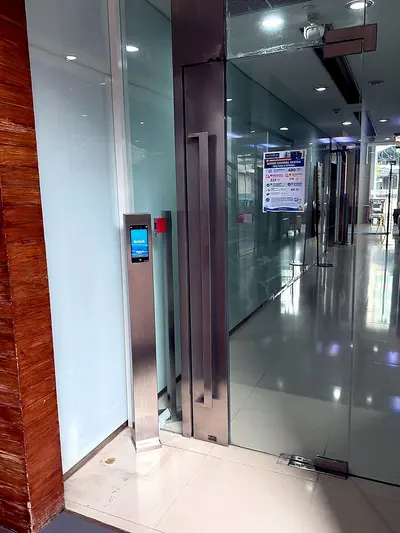 Tower B · ล็อบบี้หลัก